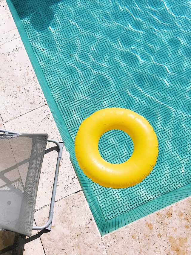 Bebês na piscina – que cuidados tomar